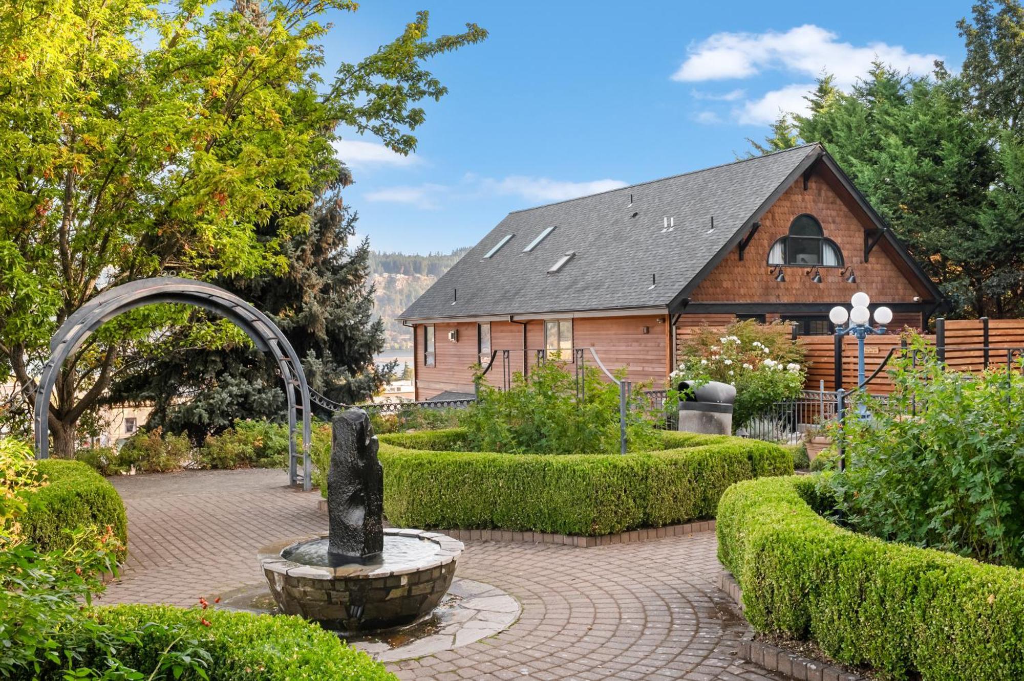 Horsefeathers Hotel Hood River Dış mekan fotoğraf
